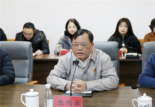 市國(guó)資委黨委書記、主任朱平生帶隊(duì)走訪慰問(wèn)城投集團(tuán)